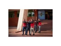 Ev ilanı üzerinden dolandırıcılık yapan 2 şüpheli tutuklandı