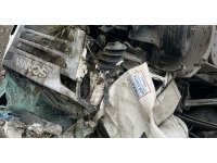 Yoldan çıkan tır hurdaya döndü: 1 yaralı