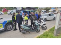 Motorlu bisiklet, motosiklete arkadan çarptı: 2 sürücü yaralandı