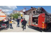 Burdur’da evin bitişiğindeki depoda yangın korkuttu