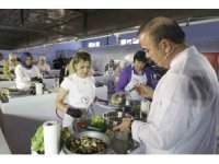 Adana’da kadınlar aşçılık atölyesinde eğitim aldı