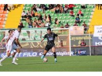 Trendyol Süper Lig: Corendon Alanyaspor: 0 - Samsunspor: 2 (İlk yarı)