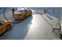 Satırla katledilmekten anlık hamleyle kurtulan taksici: "Eğer o hamleyi yapıp kaçmasaydım şu an ölmüştüm"