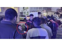 Kazada hafif yaralanan küçük kardeşleri kimse ikna edemedi: Babadan gelen telefonla ambulansa bindiler