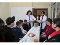 Silifke’de aşhaneden her gün yüzlerce kişiye sıcak yemek desteği