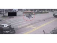 Yaya geçidini kullanan bisiklete motosiklet çarptı: 2’si çocuk 3 yaralı