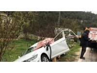 Mersin’de otomobil ile tır çarpıştı: 1 ölü, 2 yaralı