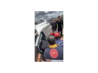 Osmaniye’de kontrolden çıkan pikap yan yattı: 2 yaralı