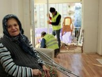 Fatma Teyze’ye  yeni balkon