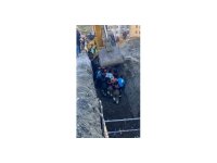 Hatay’da göçük altında kalan işçi kurtarıldı