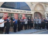 Kozan’da Gençlik Haftası kapsamında gençler şehitlikte dua etti