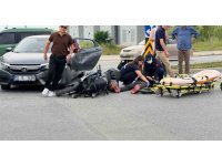 Antalya’da otomobil ile motosiklet çarpıştı: 1’i bebek 2 yaralı