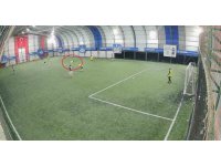Ölüm halı sahada futbol oynarken yakaladı
