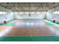 Tarsus’ta yenilenen spor salonunda sona gelindi
