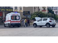 Mersin’de araçların karıştığı kazada 2 yaralı