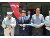 Depremin ardından inşa edilen 130’uncu cami dualarla ibadete açıldı