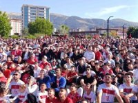 Kahramanmaraşlılar milli maç heyecanını dev ekranda yaşadı