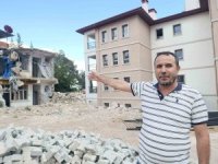 Kahramanmaraş’ta yıkılması beklenen binalar vatandaşı endişelendiriyor