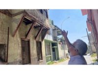 Adana’daki metruk binalar mahalleliyi tedirgin ediyor