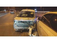 Alkollü sürücünün kullandığı araç önündeki araca arkadan çarptı: 3 yaralı