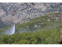 Antalya’da ormanlık alanda çıkan yangın büyümeden kontrol altına alındı