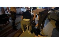 Devriyede kavgaya denk gelen polis, taşkınlık çıkartan 2 genci gözaltına aldı