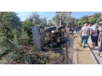 Bahçeye devrilen iş makinesinin sürücüsü hayatını kaybetti