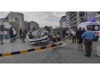 Takla atan otomobilde 19 ve 23 yaşındaki 2 genç can verdi