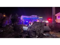 Arsuz’da takla atan otomobildeki 3 kişi yaralandı