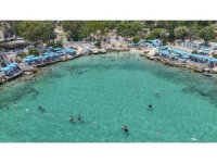Mersin’de plajlar yaz sezonunda yoğun ilgi görüyor