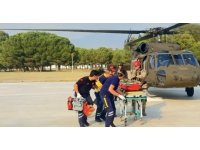Kayalıklardan düşen doğa yürüyüşçüsü askeri helikopterle kurtarıldı