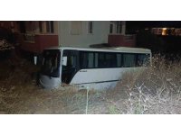 Antalya’da midibüs otomobille çarpıştı: 6 yaralı