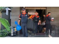 Otel odasında ölü bulundu, yanındaki maddeler ekipleri alarma geçirdi