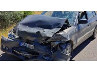 Yalvaç’ta otomobiller kafa kafaya çarpıştı: 1 yaralı
