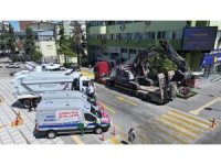 Isparta Belediyesi’nin araç filosuna 6 yeni araç ve iş makinesi kazandırıldı