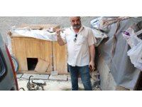 Kedi maması çalan hırsız vatandaşı canından bezdirdi