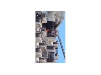 Apartman dairesinde çıkan yangın söndürüldü