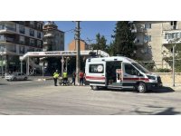 Elektrikli bisiklet motosikletle çarpıştı: 2 yaralı