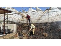 Gazipaşa’da sera yangını
