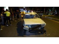 Antalya’da motosiklet ile Tofaş otomobil çarpıştı: 2 yaralı