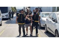 Adana’daki kadın cinayetinde 13 tutuklama: Katil zanlısı İstanbul’da petshopta yakalandı