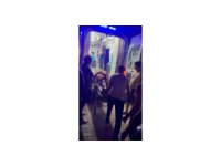 Denizde kalbi duran gence tesadüfen sahilde bulunan sağlık çalışanından hayat kurtaran müdahale