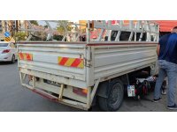 Pikap ile motosiklet çarpıştı, motosiklet sürücüsü yaralandı