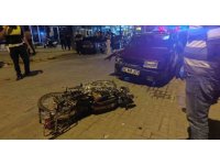 Faytonu sollayan otomobil motosikletle çarpıştı: 16 yaşındaki sürücünün durumu ağır