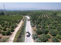 Akdeniz’de tarım yolları soğuk asfaltla yenileniyor