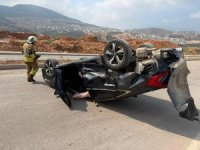 İskenderun’da otomobil ters döndü: 4 yaralı