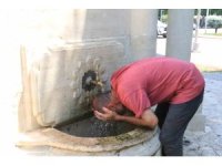 Adana’da sıcak hava bunaltıyor