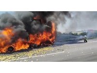 Otoyolda feci kaza: Tır alev aldı, 1 kişi hayatını kaybetti