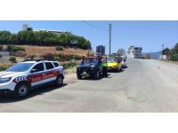 Antalya’da jandarma ekiplerinden safari araçlara yönelik denetim