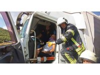 Burdur’da tırlar çarpıştı: 1 yaralı